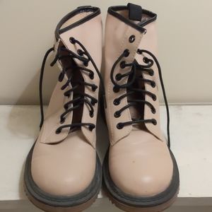 Light pink boots